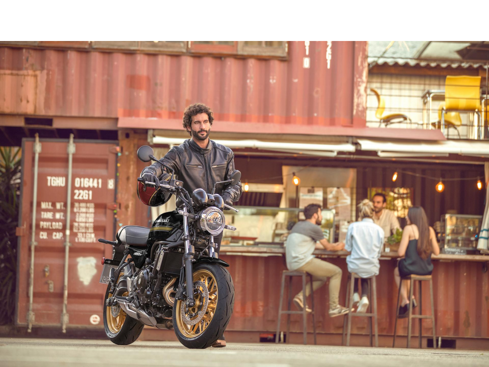 Мотоцикл KAWASAKI Z650 RS (Ebony) 2025